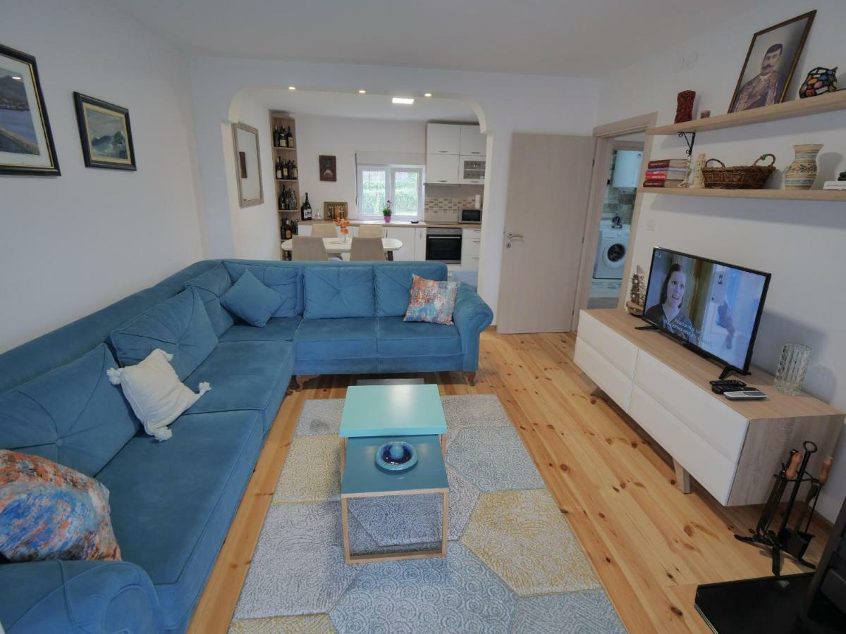 Villa Semeder เวียร์ปาซาร์ ภายนอก รูปภาพ