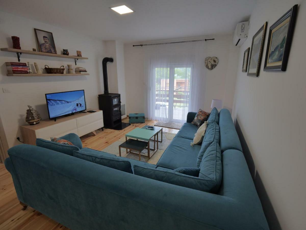 Villa Semeder เวียร์ปาซาร์ ภายนอก รูปภาพ